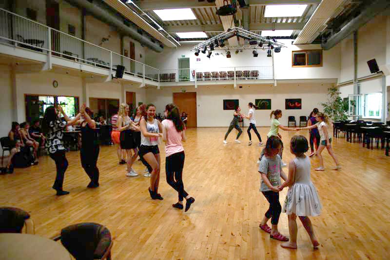 Jugendtanztag und Kids-& Newcomer-Pokal-Turnier (JuTTa und KNPT)