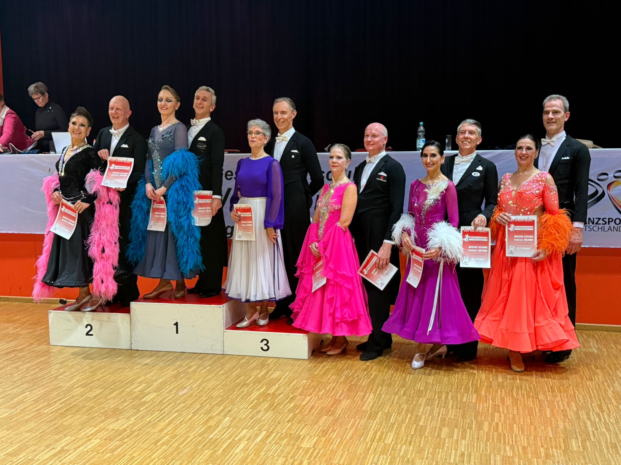 TSC Paare beim 50. Adventsturnier in Köln Porz